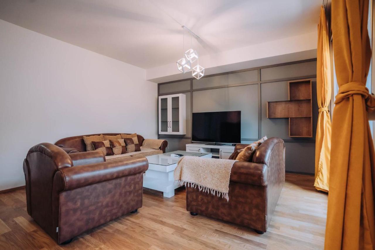 Darki Apartments 4 - Very Central 100 Square Meters,Two Bedrooms,Free Parking Ohrid Eksteriør bilde
